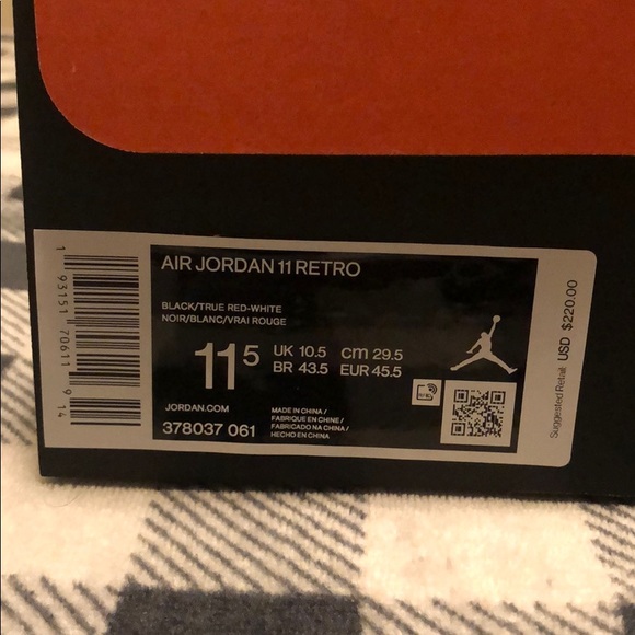 Jordan “Bred” 11 - Picture 6 of 8